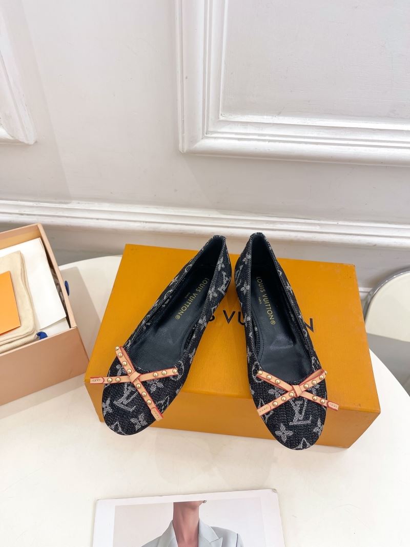 Louis Vuitton Flat Shoes